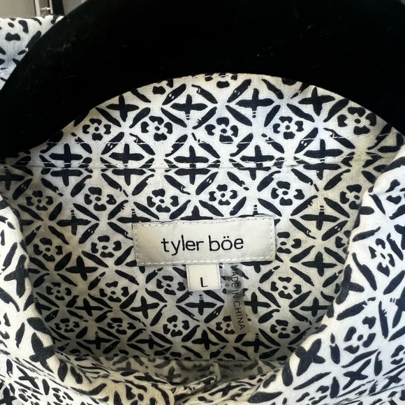 Tyler Boe Button Down - Picture 2 of 3